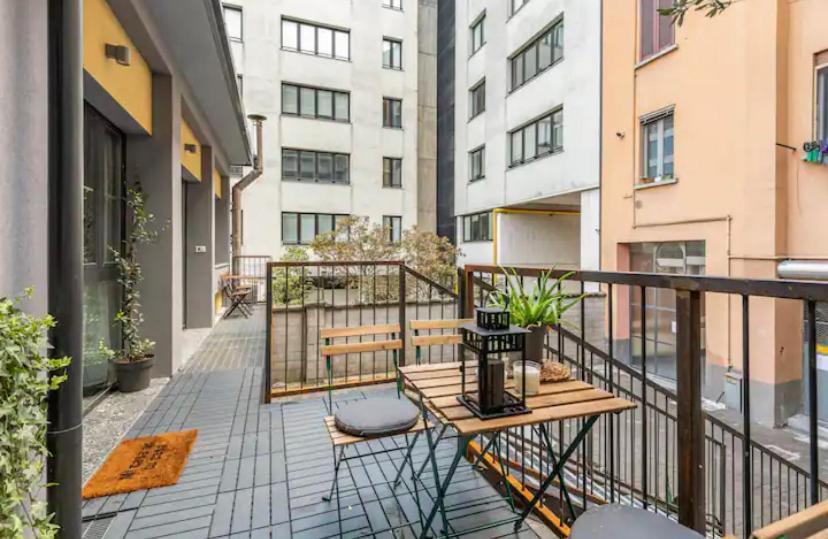 I Host Apartment - Polesine 2 Milaan Buitenkant foto